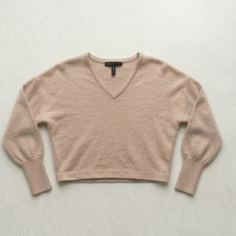 BCBGMaxAzria V-Neck Cropped Sweater in Blush Beige